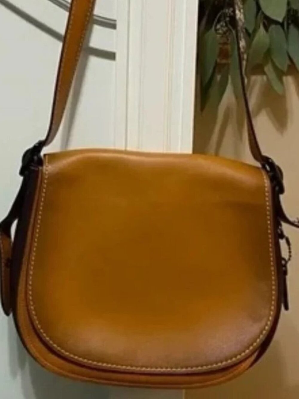 Coach 1941 Glove-Tanned Leather Saddle Bag 28 Exotic Colorblock - Picture 2 of 12